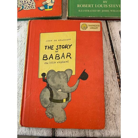 DANDELION LIBRARY Set of Three Vintage Flip Books - Picture 8 of 16